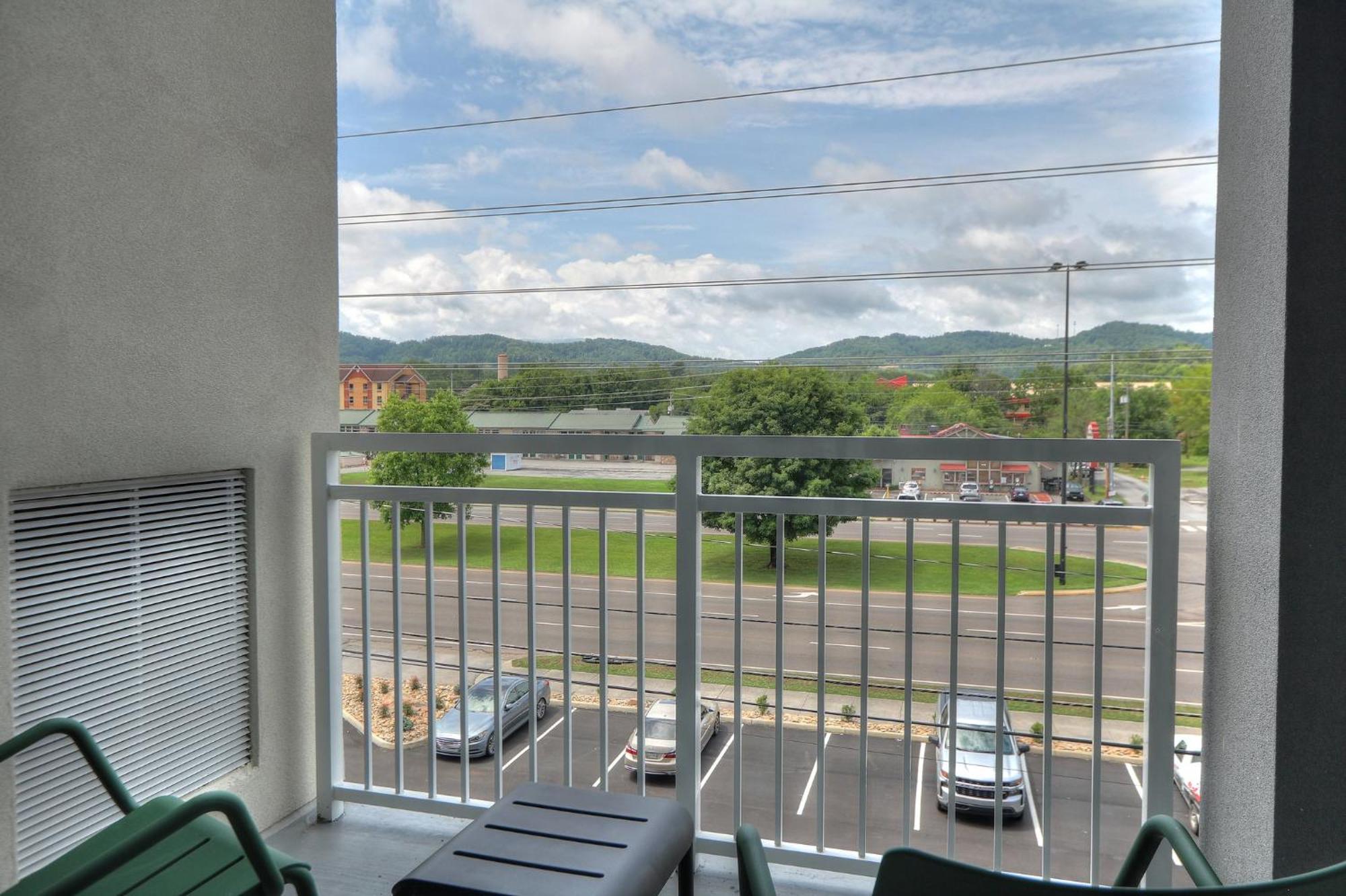 Holiday Inn & Suites Pigeon Forge Convention Center, An Ihg Hotel Dış mekan fotoğraf